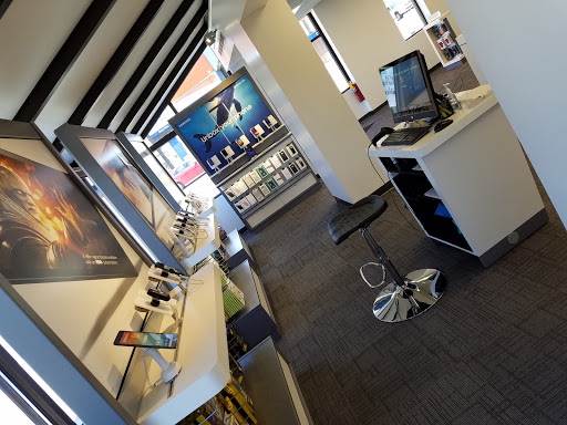 Cell Phone Store «AT&T Authorized Retailer», reviews and photos, 301 S Blakely St, Dunmore, PA 18512, USA