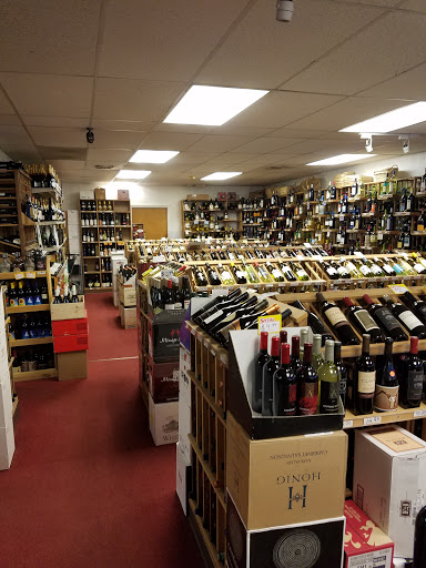 Liquor Store «Northridge Wine & Liquors», reviews and photos, 5 Padanaram Rd # 5, Danbury, CT 06811, USA