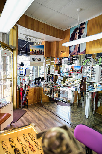 Optometrist «Eyeglass Emporium», reviews and photos, 552 Arthur Godfrey Rd, Miami Beach, FL 33140, USA