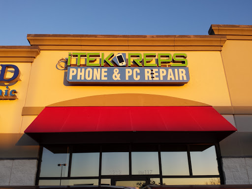 Mobile Phone Repair Shop «iTeK Reps Cell Phone & PC Repair», reviews and photos, 1212 US-377 #117, Roanoke, TX 76262, USA