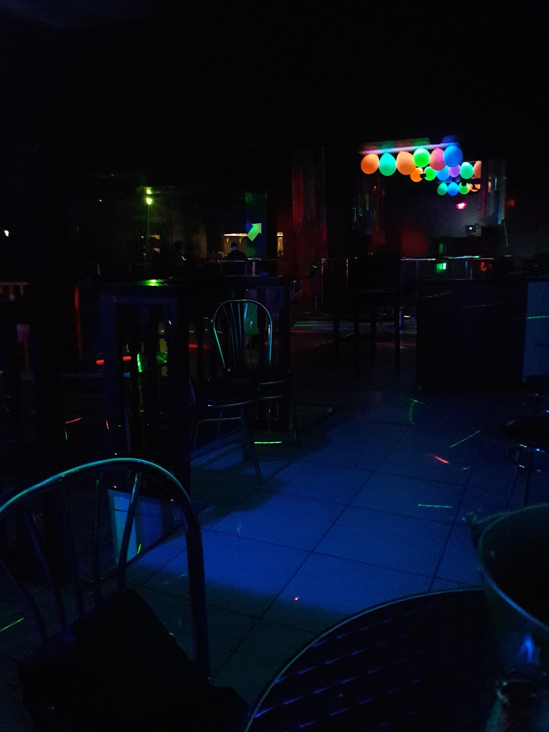 Station 33 Bar & Night Club
