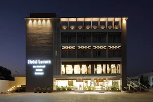 Hotel Luxura image