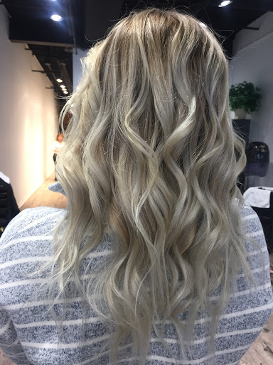 Beauty Salon «GS Hair Studio Beauty Salon and Spa», reviews and photos, 9016 N Milwaukee Ave, Niles, IL 60714, USA