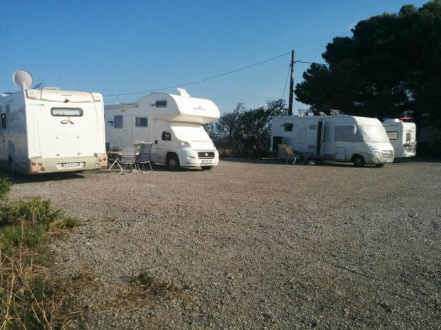 Aire camping-car La Noisette d'Oc à Mèze (Hérault 34)