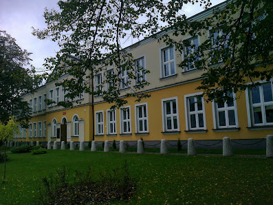 Szkoła Podstawowa nr 1 w Warce Warszawska 24, 05-660 Warka, Polska