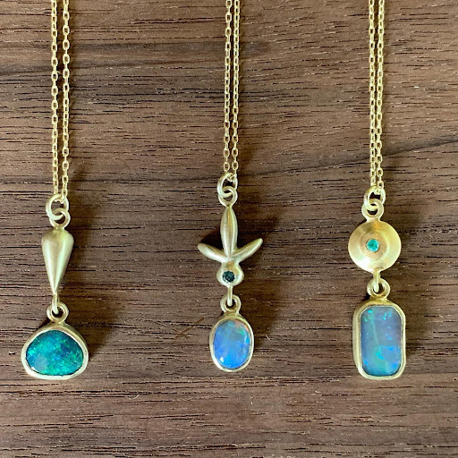 Jewelry Store «Robert Goodman Jewelers», reviews and photos, 106 N Main St, Zionsville, IN 46077, USA