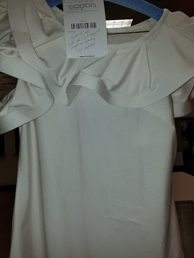 Dry Cleaner «Dry Clean Depot», reviews and photos, 2527 S Telegraph Rd, Bloomfield Hills, MI 48302, USA