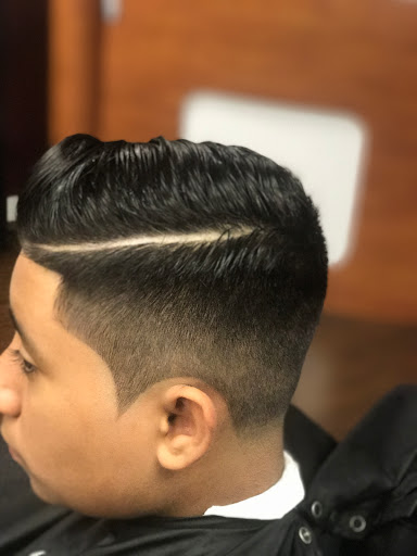 Barber Shop «The Perfect Blend Barbershop», reviews and photos, 612 Oakfield Dr, Brandon, FL 33511, USA