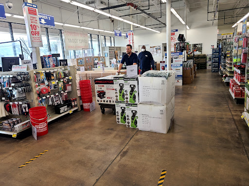 Hardware Store «Harbor Freight Tools», reviews and photos, 22330 S Sterling Blvd STE 101, Sterling, VA 20164, USA