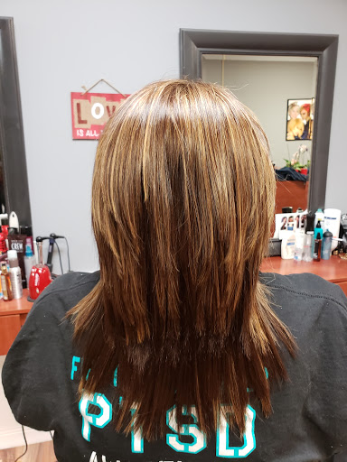 Hair Salon «Charlies Angels Unisex Salon», reviews and photos, 176 Windsor Hwy, New Windsor, NY 12553, USA