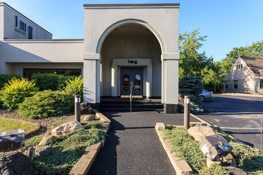 Jewelry Store «IMG Jewelers - Diamond Jewelry Store», reviews and photos, 5470 Mayfield Rd, Lyndhurst, OH 44124, USA