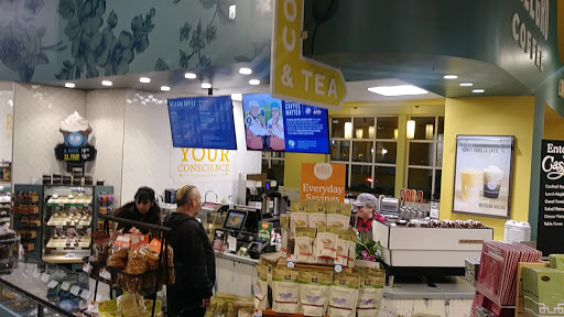 Grocery Store «Whole Foods Market», reviews and photos, 94 Derby St, Hingham, MA 02043, USA