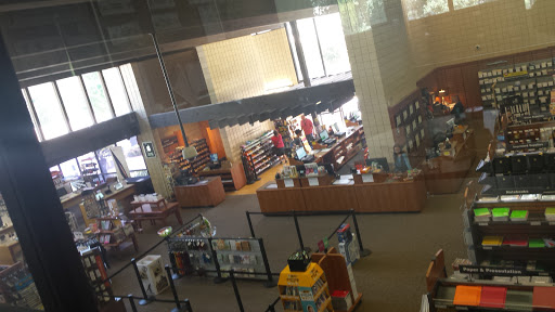 Book Store «Huntley Bookstore of the Claremont Colleges», reviews and photos, 175 E 8th St, Claremont, CA 91711, USA