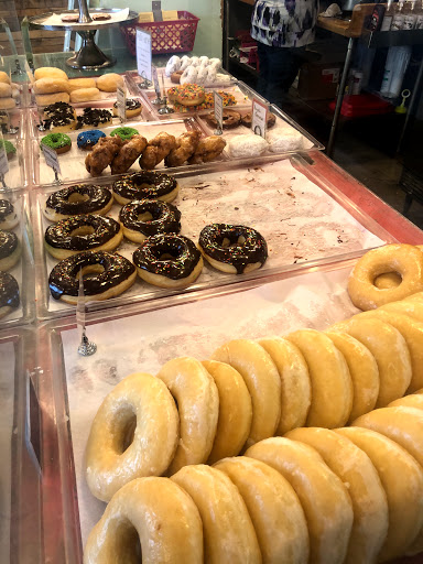 Donut Shop «The Dancing Donut», reviews and photos, 1134 E 54th St G, Indianapolis, IN 46220, USA