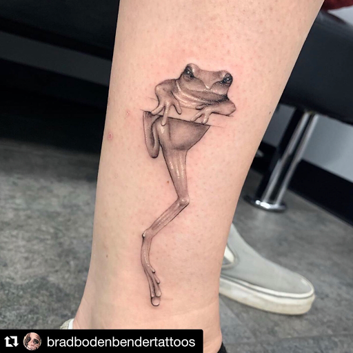 Explore lining tattoo ideas, creative tattoo ideas in Bryan, available at The Blackest Crow Tattoo Studio