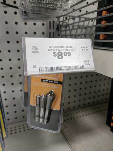 Hardware Store «Harbor Freight Tools», reviews and photos, 2487 S Seneca St, Wichita, KS 67217, USA