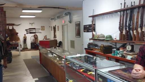 Gun Shop «J & M Sporting Goods», reviews and photos, 3527 W US Hwy 40, Greenfield, IN 46140, USA