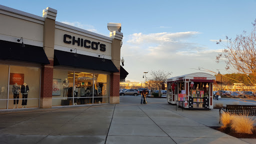 Shopping Mall «Queenstown Premium Outlets», reviews and photos, 441 Outlet Center Dr, Queenstown, MD 21658, USA