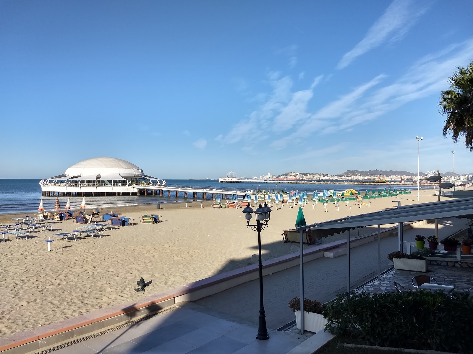 Photo de Durres III beach - recommandé pour les voyageurs en famille avec des enfants