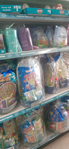 Home Goods Store «Dollar General», reviews and photos, 1901 W Camelback Rd, Phoenix, AZ 85015, USA