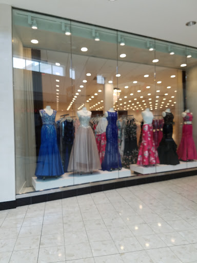 Dress Store «Camille La Vie», reviews and photos, 11401 Pines Blvd #698, Pembroke Pines, FL 33026, USA