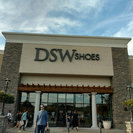 Shoe Store «DSW Designer Shoe Warehouse», reviews and photos, 6722 Charlotte Pike, Nashville, TN 37209, USA