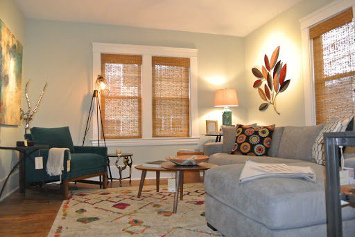 Wine & Design, 751 Starkweather Ave, Cleveland, OH 44113, USA, 