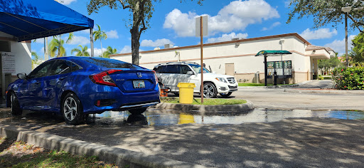 Hand Car Wash en Coral Springs