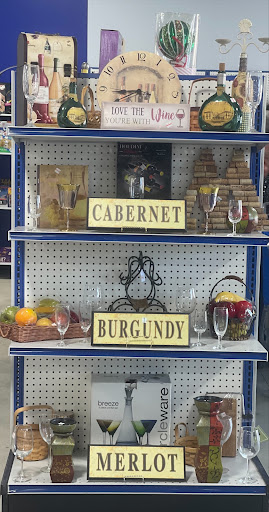 Thrift Store «Goodwill Mechanicsville Retail Store», reviews and photos, 7147 Brandy Run Dr, Mechanicsville, VA 23111, USA