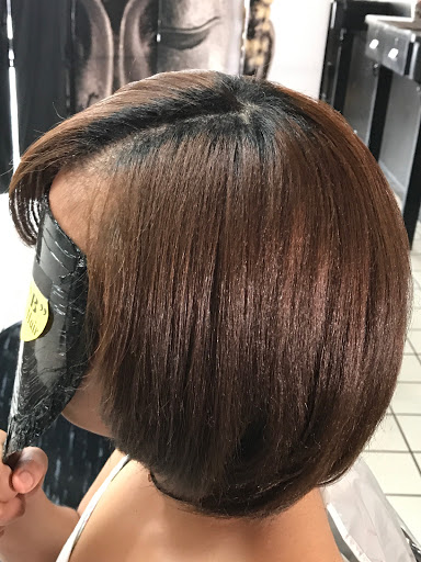 Beauty Salon «Queen B Beauty & Hair Salon», reviews and photos, 1588 Veterans Memorial Hwy SW #204, Austell, GA 30168, USA