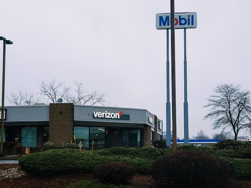 Cell Phone Store «Russell Cellular, Verizon Authorized Retailer», reviews and photos, 435x Hartford Turnpike, Vernon, CT 06066, USA