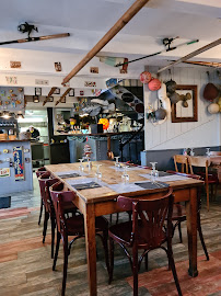 Atmosphère du Restaurant français Café du Port à Plouezoc'h - n°3