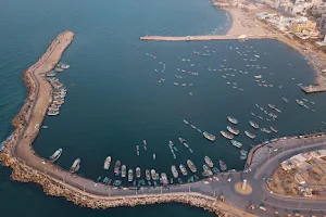 ميناء غزة البحري - الصيادين image