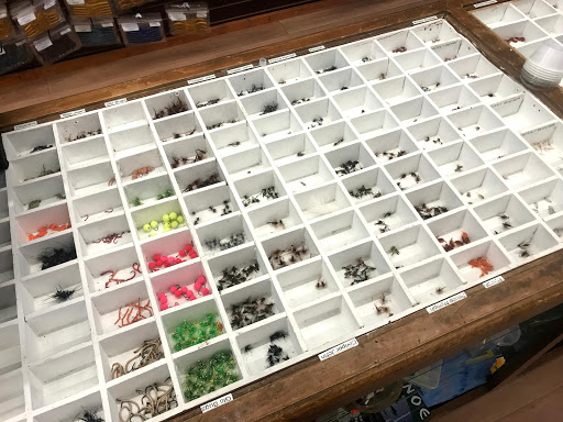 Canoe & Kayak Store «Caney Fork Outdoors - River Store», reviews and photos, 1193 Wolf Creek Rd, Silver Point, TN 38582, USA