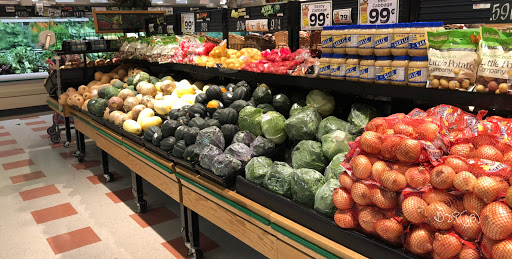 Grocery Store «Market Basket», reviews and photos, 352 W Center St, West Bridgewater, MA 02378, USA