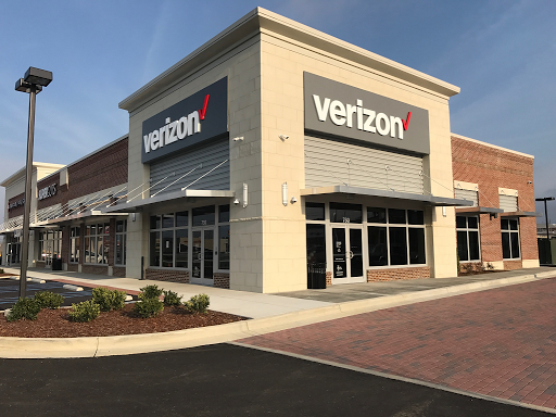 Cell Phone Store «Verizon», reviews and photos, 730 15th St E, Tuscaloosa, AL 35401, USA