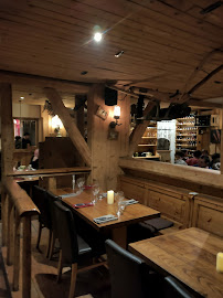 Atmosphère du Restaurant Le Caveau à Courchevel - n°4