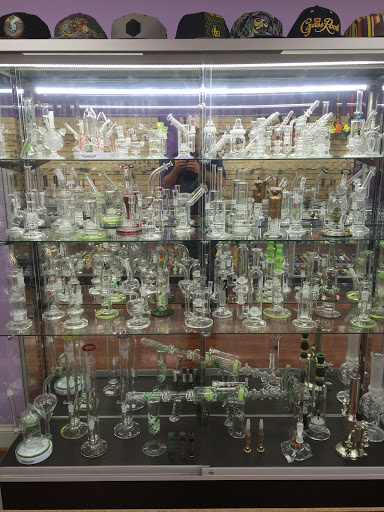 Tobacco Shop «Mr. Smoke», reviews and photos, 2020 West St ste D, Annapolis, MD 21401, USA