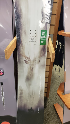 Sporting Goods Store «Peter Glenn Ski & Sports», reviews and photos, 9507 W Broad St, Richmond, VA 23294, USA