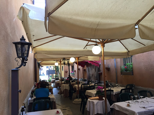 Información y opiniones sobre Ristorante Sant'Eufemia de Verona, Province Of Verona, Italia