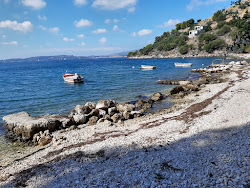 Foto von Agios Konstantinos befindet sich in natürlicher umgebung