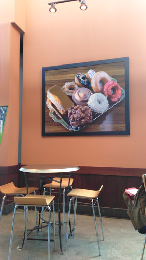 Donut Shop «Top Pot Doughnuts», reviews and photos, 815 N 10th St f, Renton, WA 98057, USA