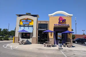 Long John Silver's | Taco Bell image