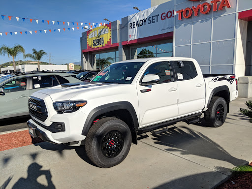 Toyota Dealer «Toyota of Glendora», reviews and photos, 1949 Auto Centre Dr, Glendora, CA 91740, USA