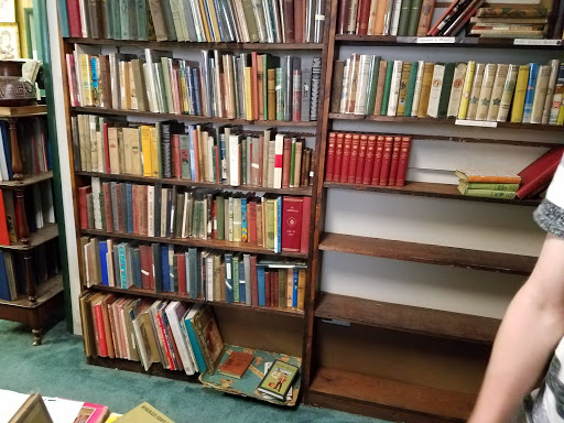 Used Book Store «Macaluso Thomas Used and Rare Books», reviews and photos, 130 S Union St, Kennett Square, PA 19348, USA