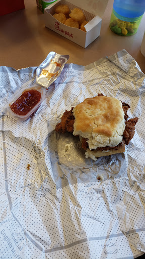 Fast Food Restaurant «Chick-fil-A», reviews and photos, 1466 N Dysart Rd, Goodyear, AZ 85395, USA