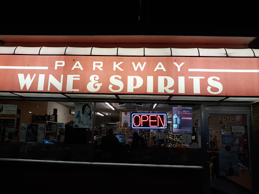 Liquor Store «Parkway Wine & Spirits Inc», reviews and photos, 3912 Vestal Pkwy E, Vestal, NY 13850, USA