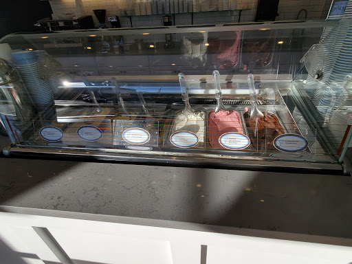 Ice Cream Shop «FRÍO Gelato - 517 Dempster, Evanston», reviews and photos, 517 Dempster St, Evanston, IL 60201, USA