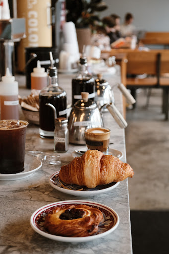 Coffee Shop «La Colombe Coffee Roasters», reviews and photos, 1552 N Damen Ave, Chicago, IL 60622, USA