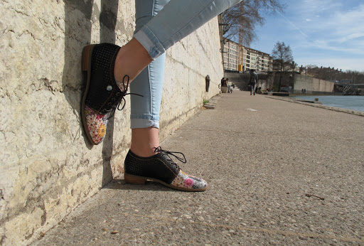 Magasins pour acheter des bottes à lacets pour femmes Lyon